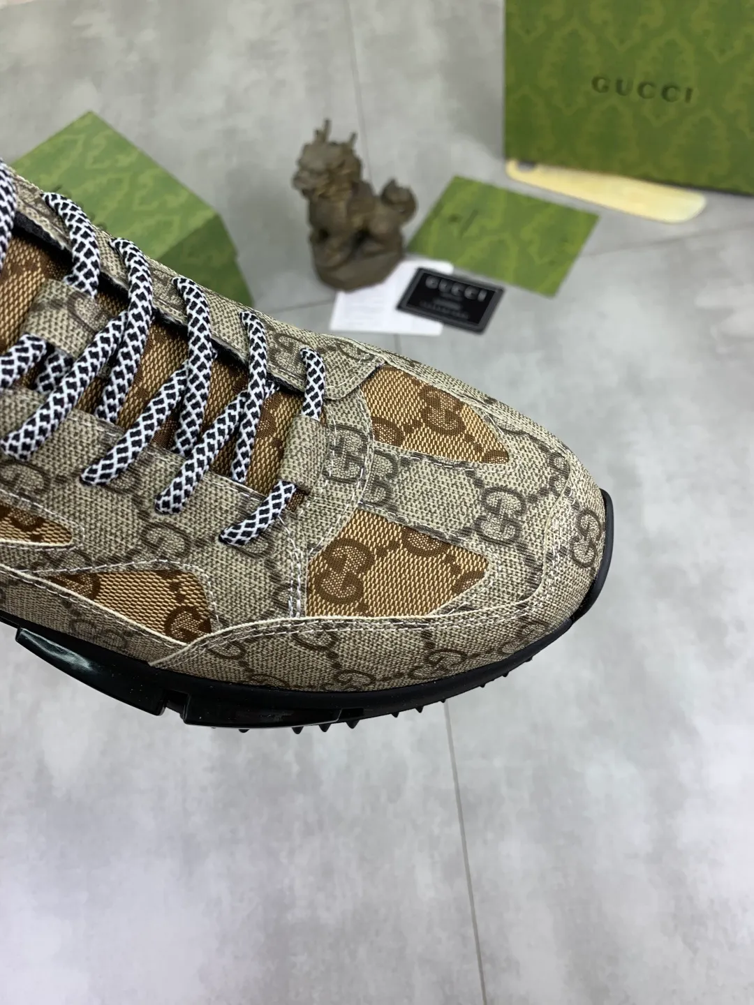 Men's men's shoes 💰P440💰 [New model] (GUCCI) official website's latest 🎁🎁casual and fashionable men's shoes 👟, hot style 💥 style is simple and elegant, exclusive for trendy men. Unique official website's latest brand double G elements Original 👑Gucci decoration, fashionable and generous, the fabric is original frosted calfskin✅Fully imported first-layer pigskin lining, the official website specifies wear-resistant, lightweight original rubber casual outsole, the classic model is taken in real life🎬38-44 3️⃣ colors available